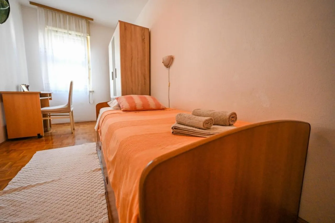 Apartment Mihaela Zadar