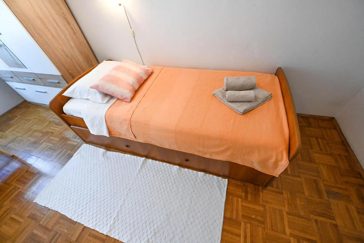 Apartment Mihaela Zadar