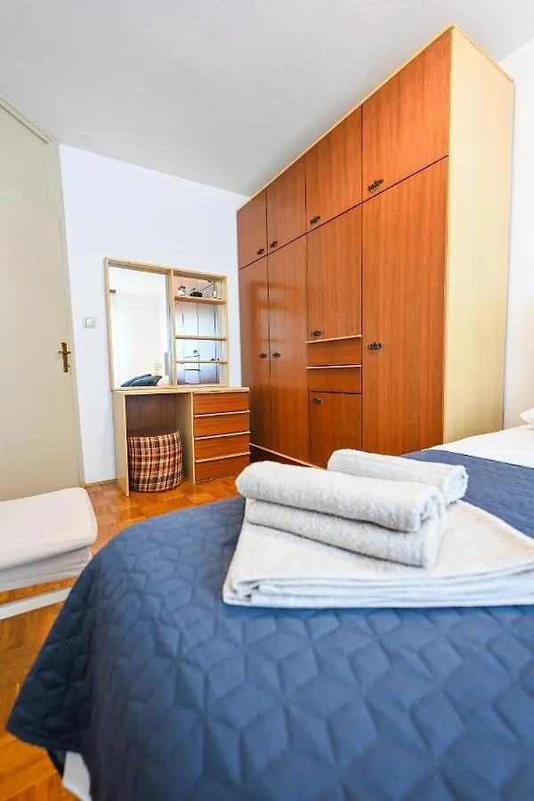 Apartment Mihaela Zadar 0*,  Croatia