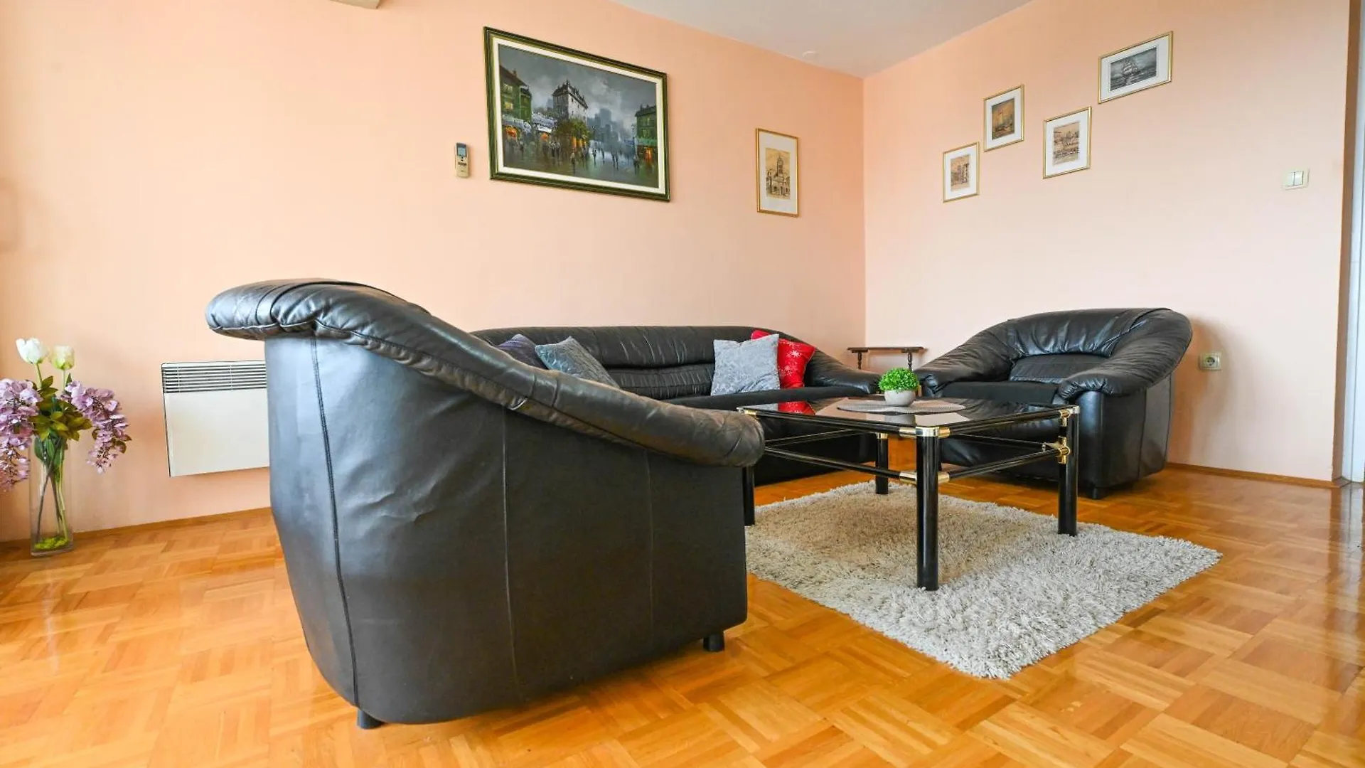 Apartment Mihaela 자다르 0*,